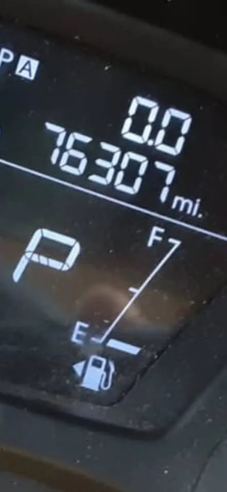 Hyundai Elantra GLS - Image 4