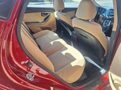 Hyundai Elantra GLS - Image 10