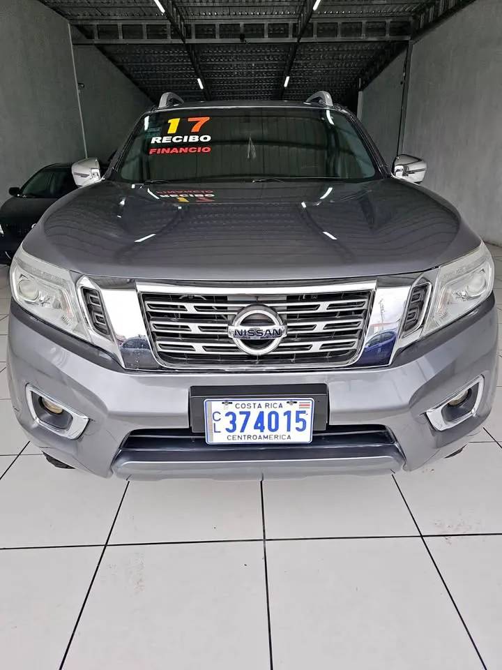 2017 Nissan NP300 ULTRALIMITED