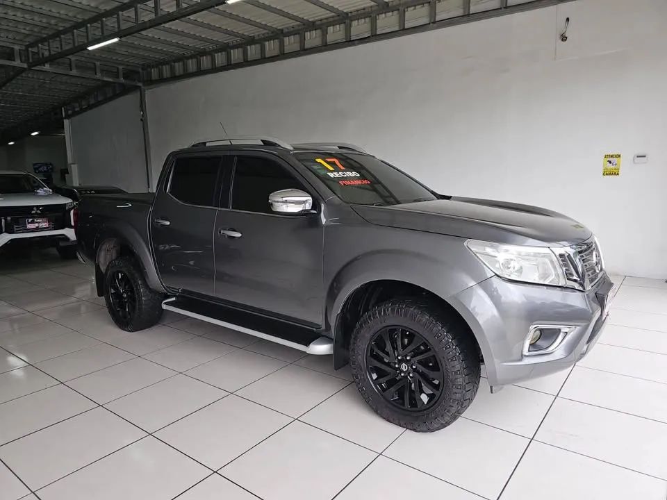 Nissan NP300 ULTRALIMITED - Image 4