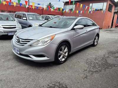 Hyundai Sonata GLS - Image 1