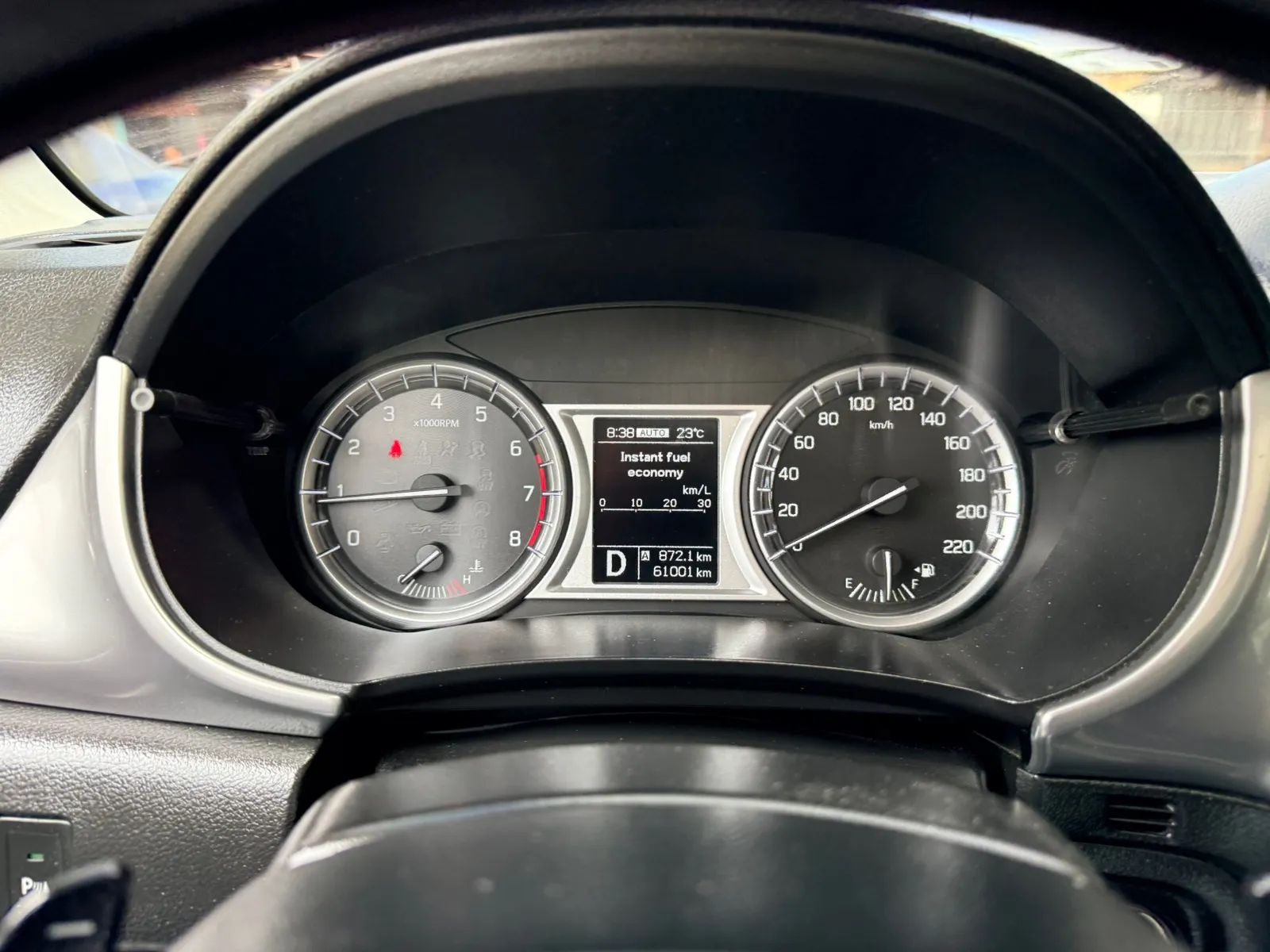 Suzuki Vitara - Image 8