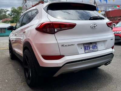 Hyundai Tucson - Image 5