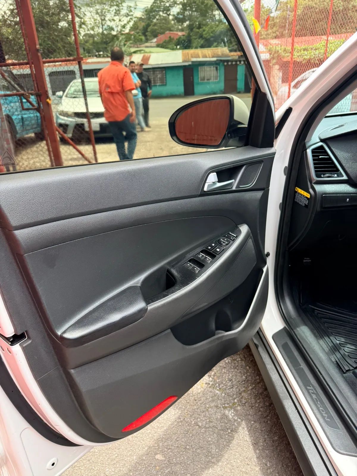 Hyundai Tucson - Image 8