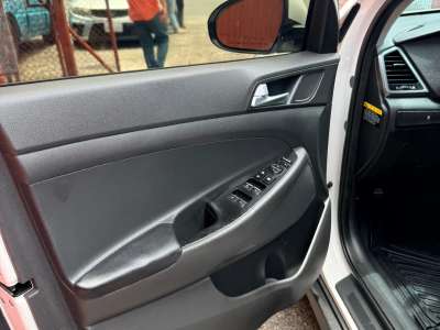 Hyundai Tucson - Image 8