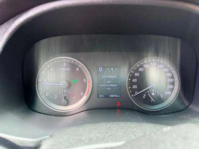 Hyundai Tucson - Image 10