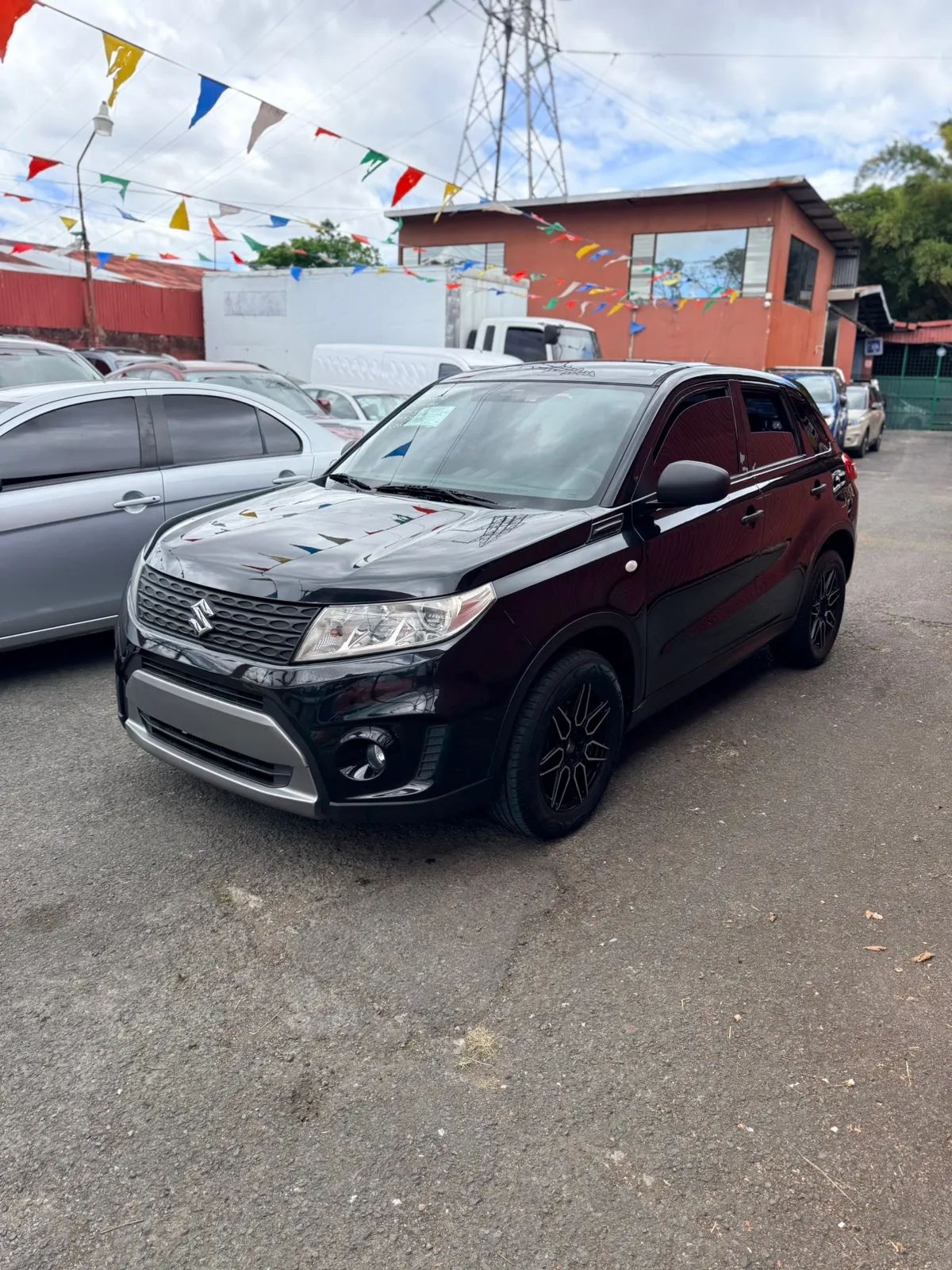 Suzuki Vitara - Image 2