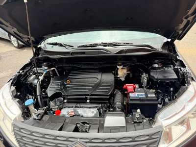 Suzuki Vitara - Image 8