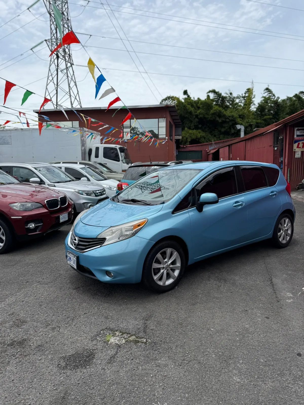 Nissan Versa Note - Image 2