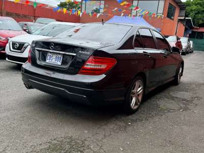 Mercedes-Benz C180 - Image 4