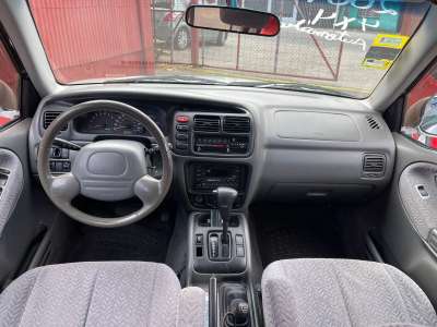 Suzuki Vitara - Image 4