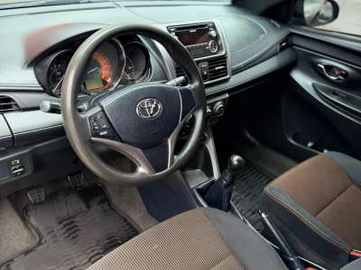 Toyota Yaris - Image 6