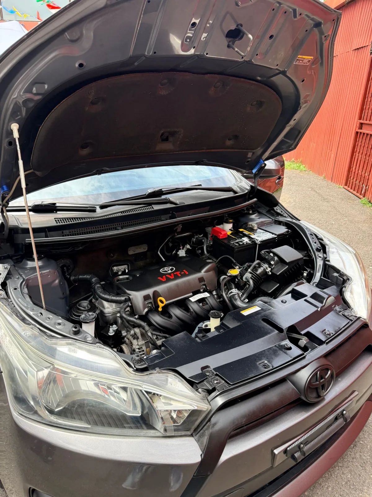 Toyota Yaris - Image 8