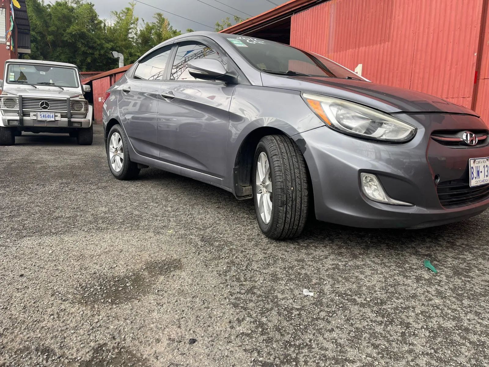 Hyundai Accent - Image 3