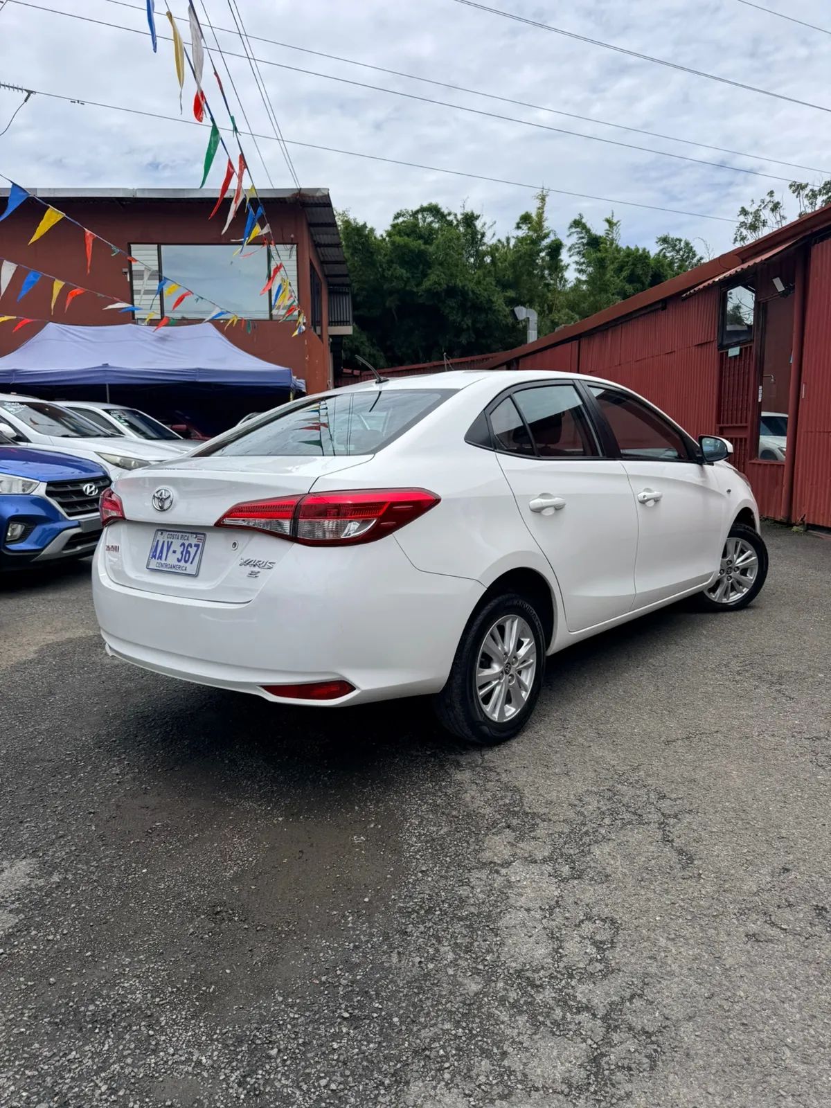 Toyota Yaris - Image 4