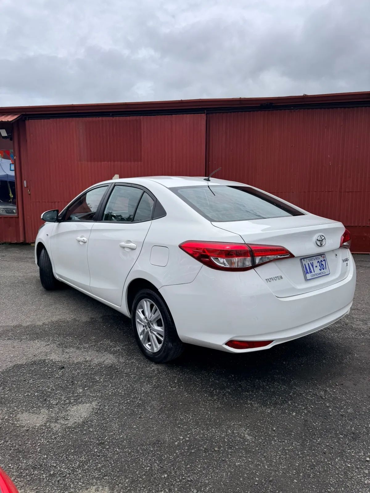 Toyota Yaris - Image 5