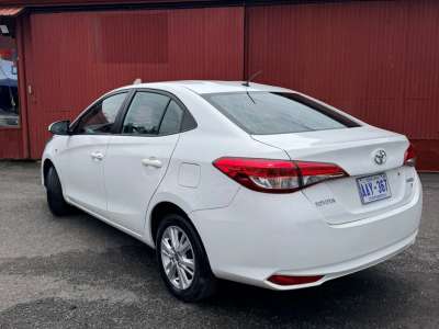 Toyota Yaris - Image 5
