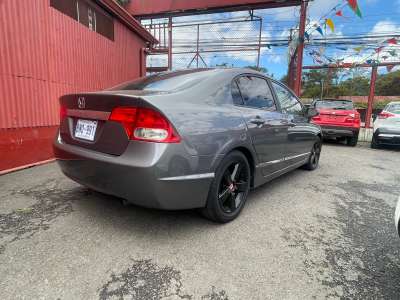 Honda Civic - Image 5