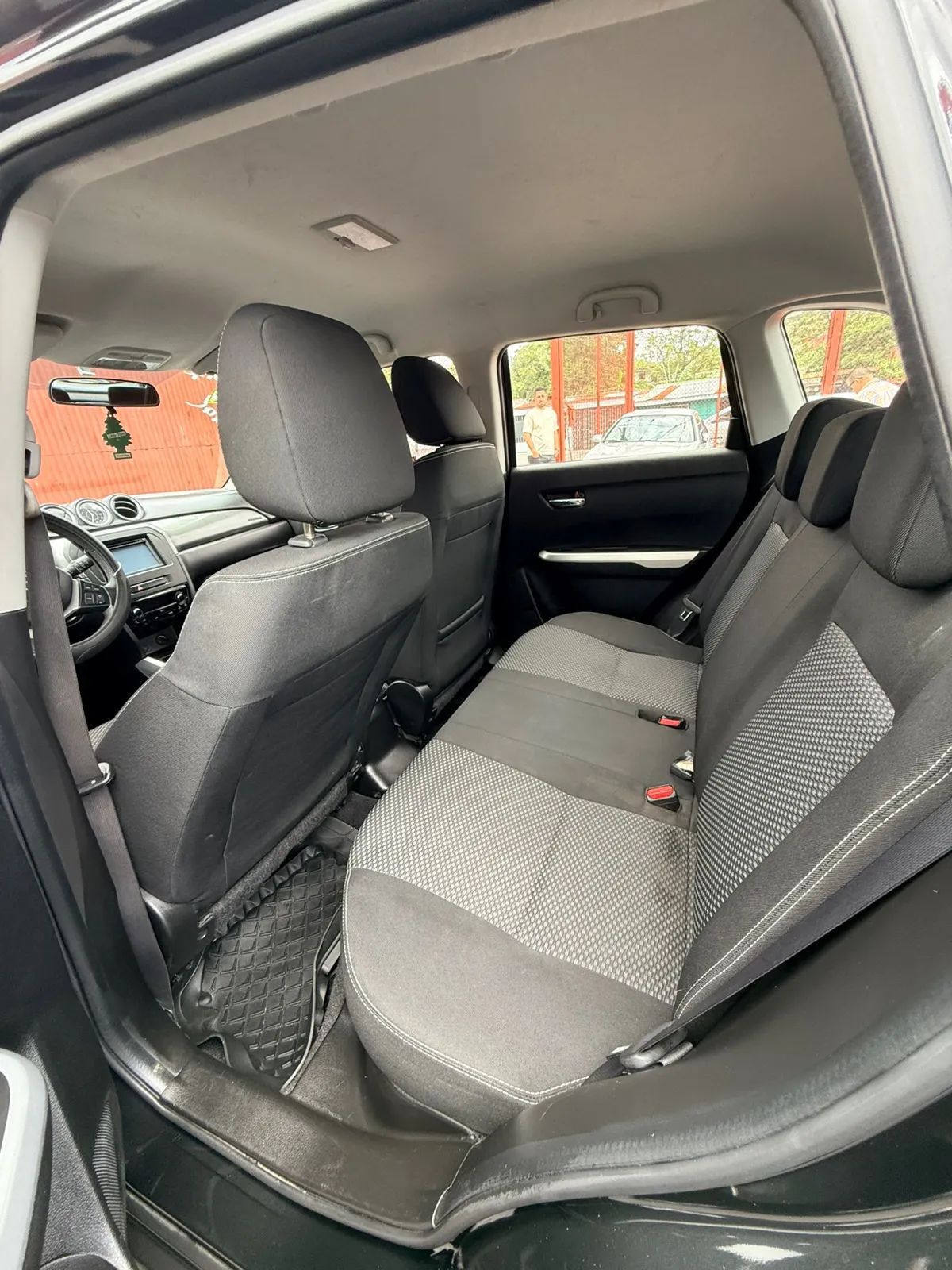 Suzuki Vitara - Image 6