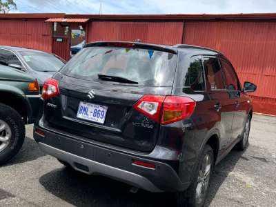 Suzuki Vitara - Image 7
