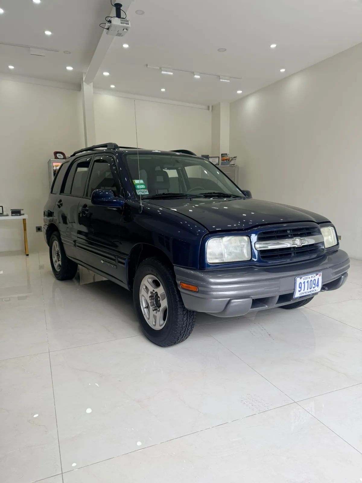 Chevrolet Tracker - Image 3