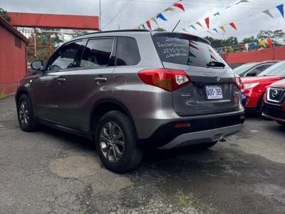 Suzuki Vitara - Image 4