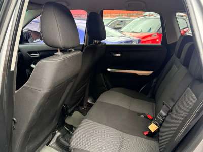 Suzuki Vitara - Image 8