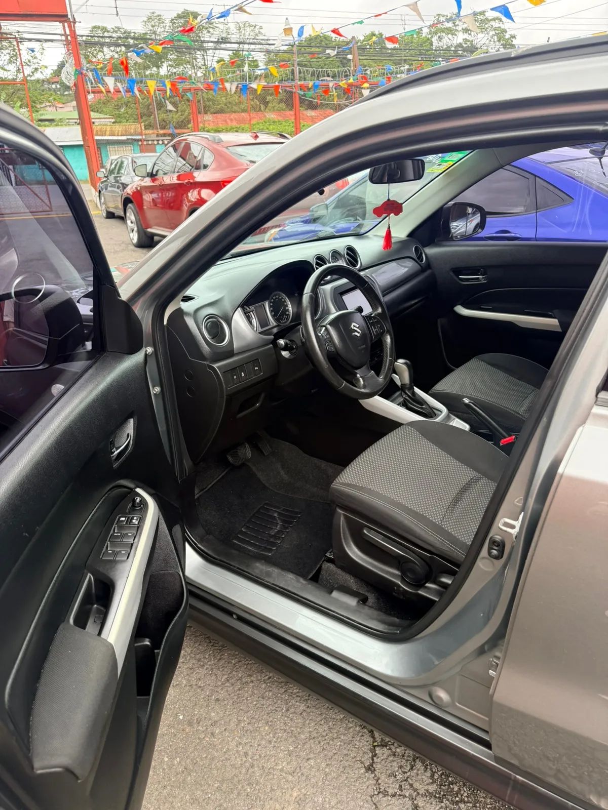 Suzuki Vitara - Image 9