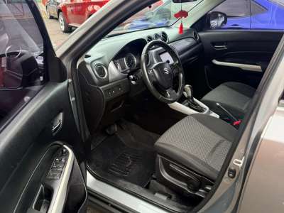 Suzuki Vitara - Image 9
