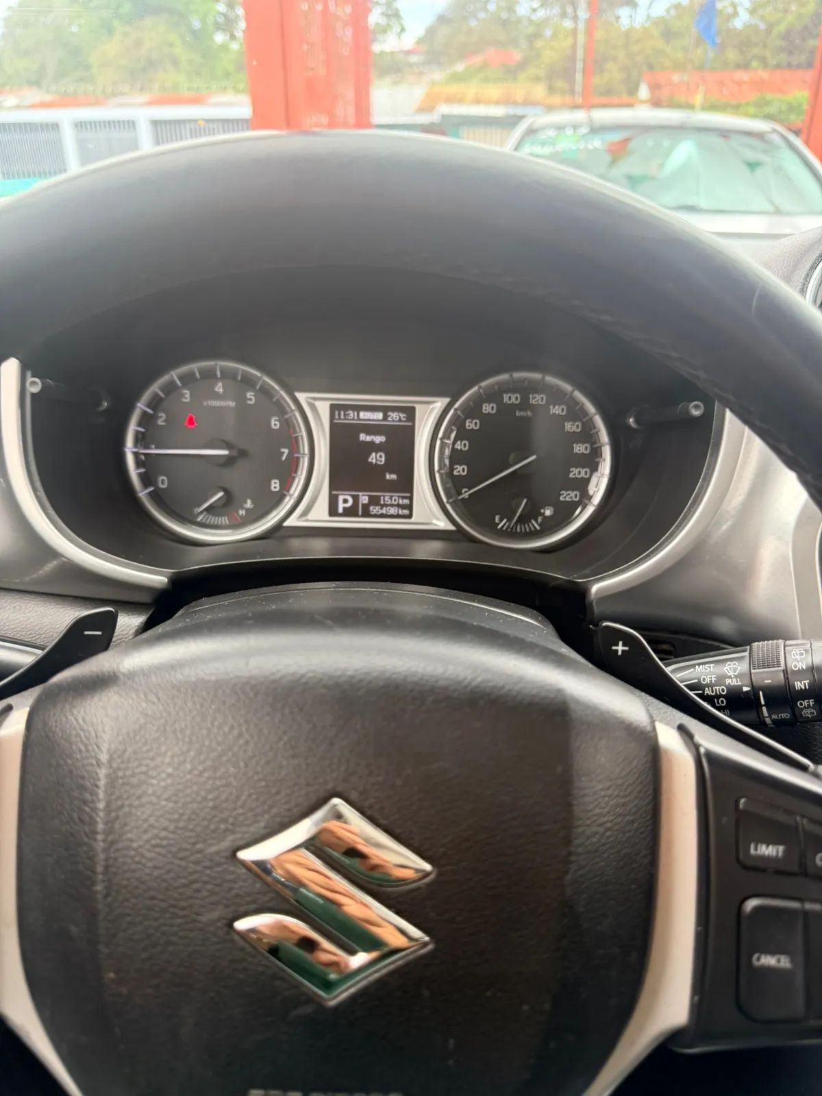 Suzuki Vitara - Image 9