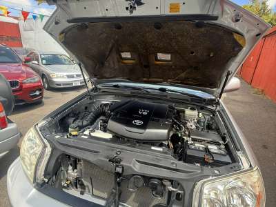 Toyota 4Runner - Image 8