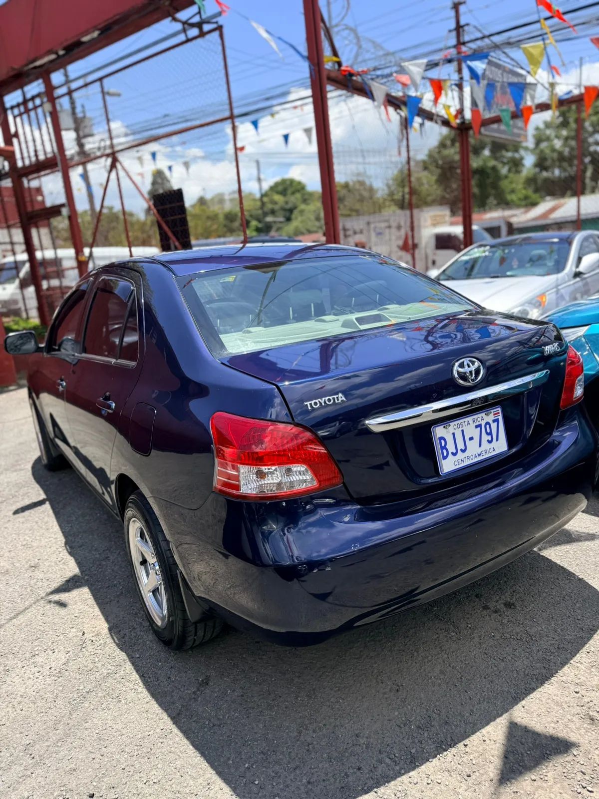 Toyota Yaris - Image 4