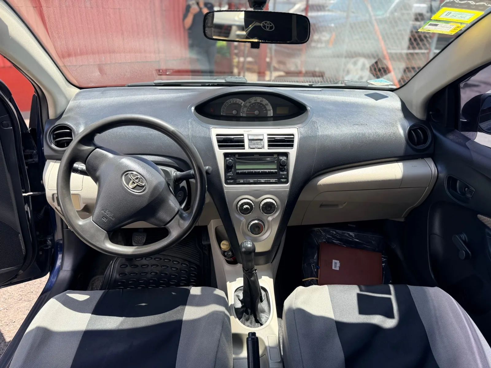 Toyota Yaris - Image 5