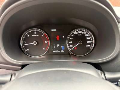 Mitsubishi Montero Sport - Image 7