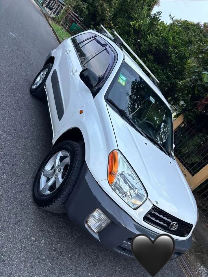 Toyota RAV4 - Image 1