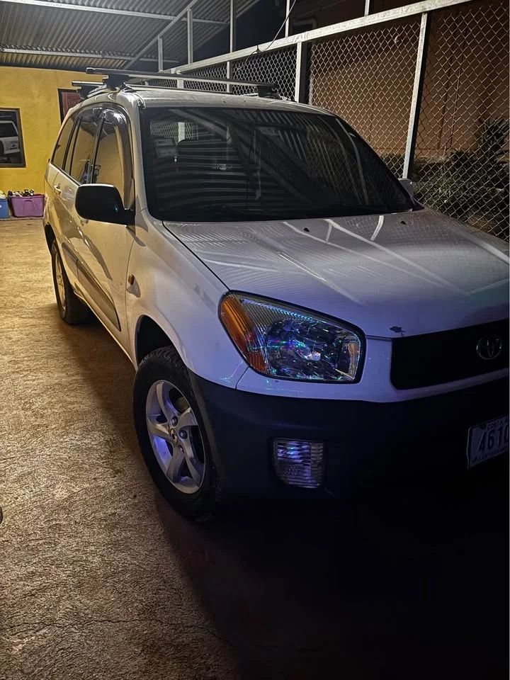 Toyota RAV4 - Image 7