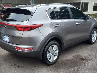 Kia Sportage - Image 11