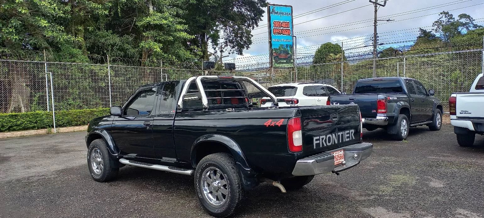 Nissan Frontier - Image 2