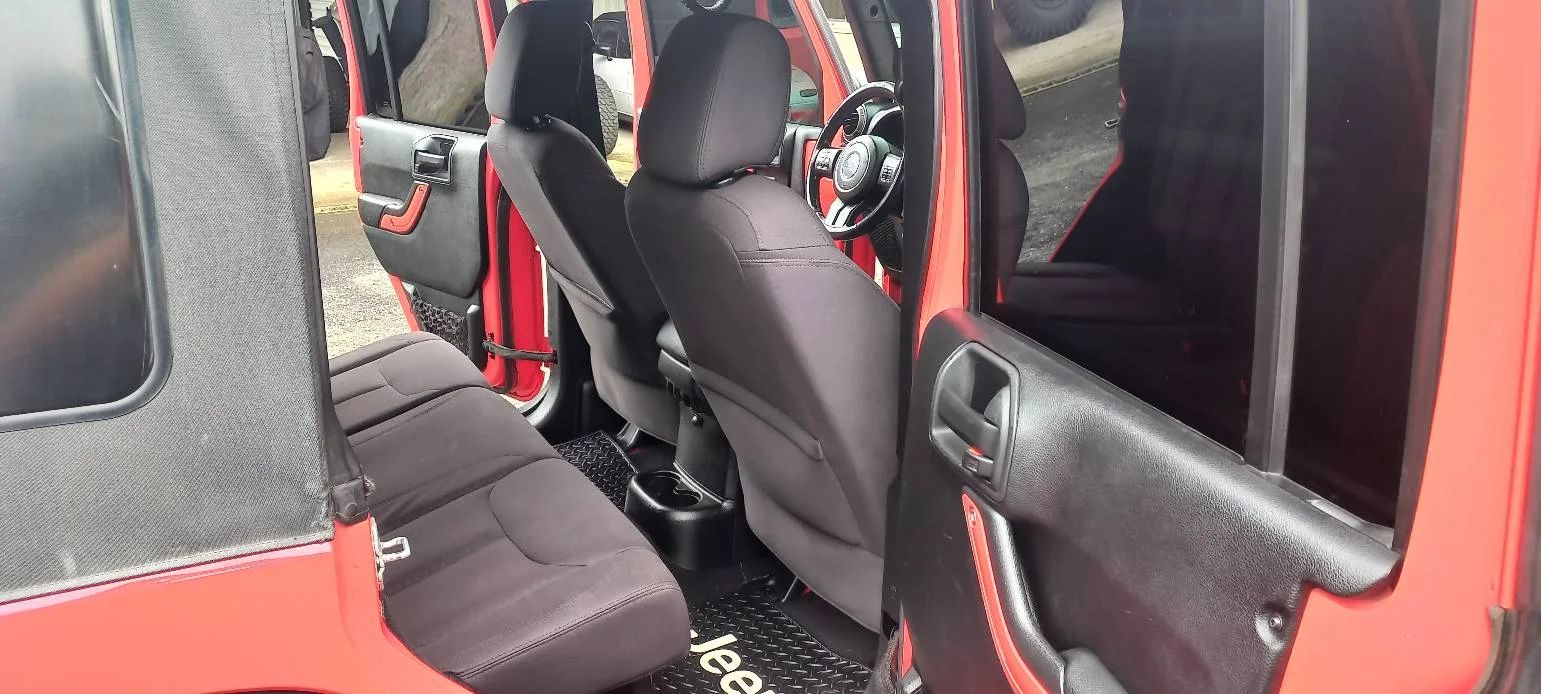 Jeep Wrangler Sport - Image 5