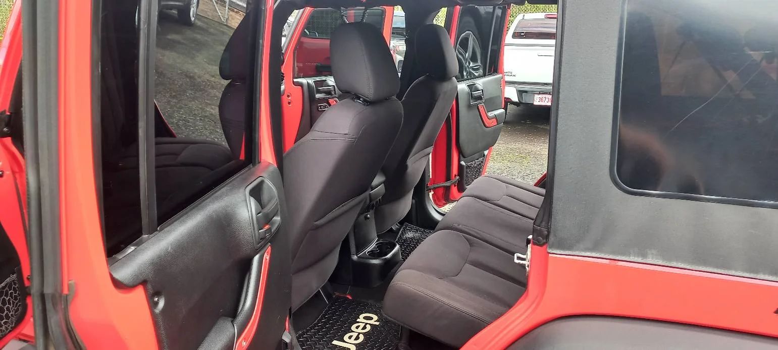 Jeep Wrangler Sport - Image 6