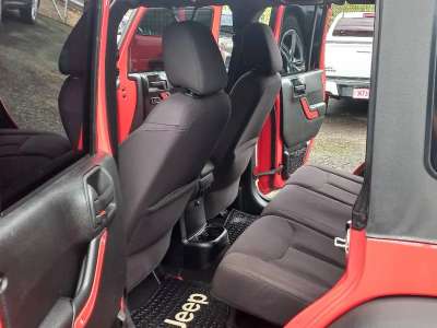 Jeep Wrangler Sport - Image 6