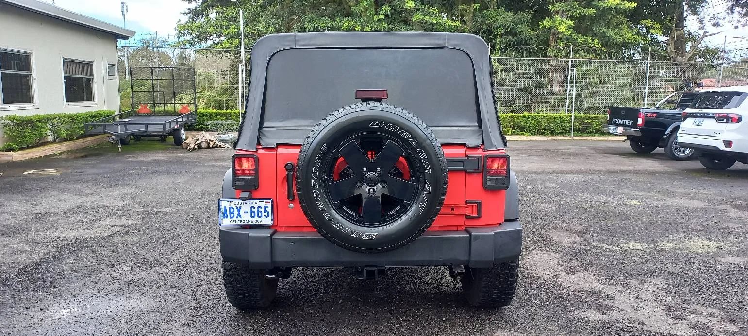 Jeep Wrangler Sport - Image 10