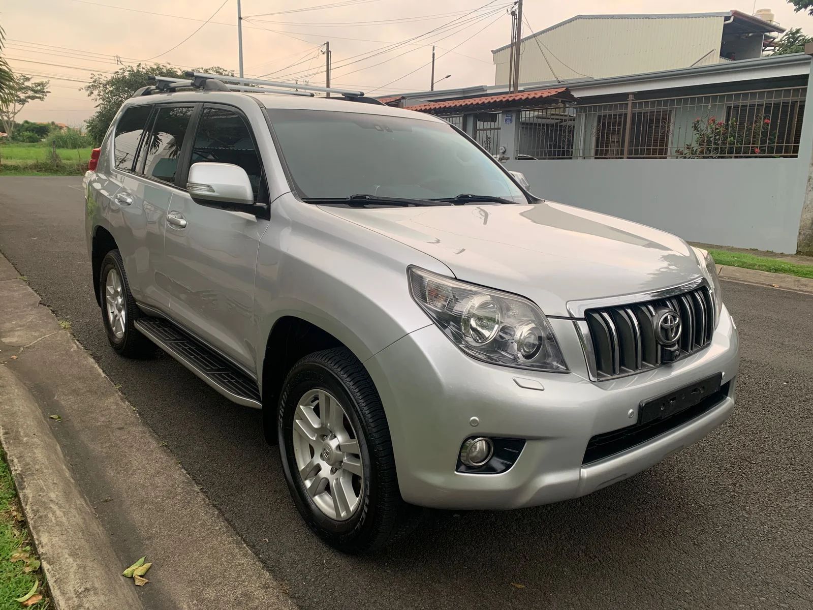 Toyota Prado VX - Image 2