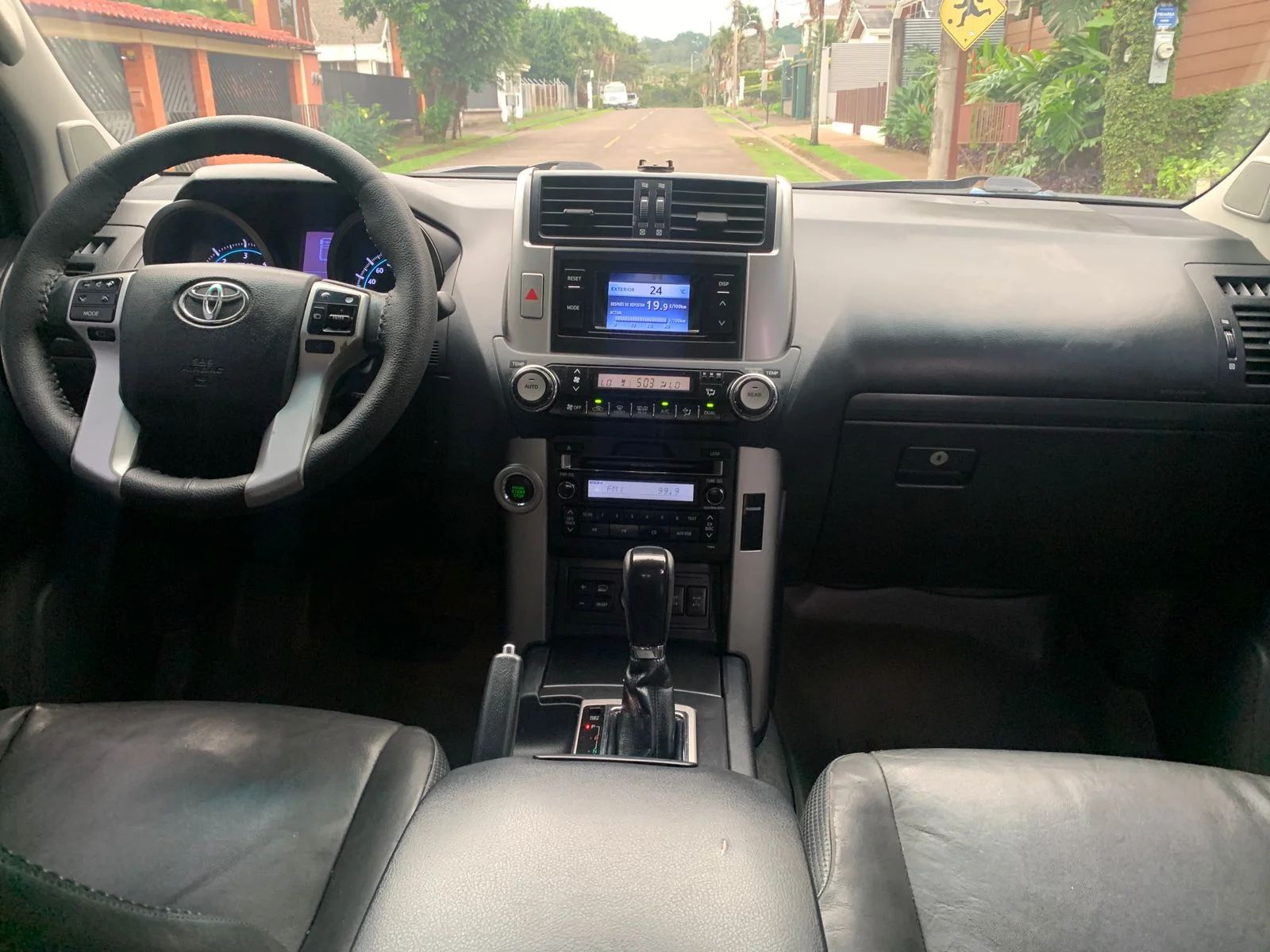 Toyota Prado VX - Image 8