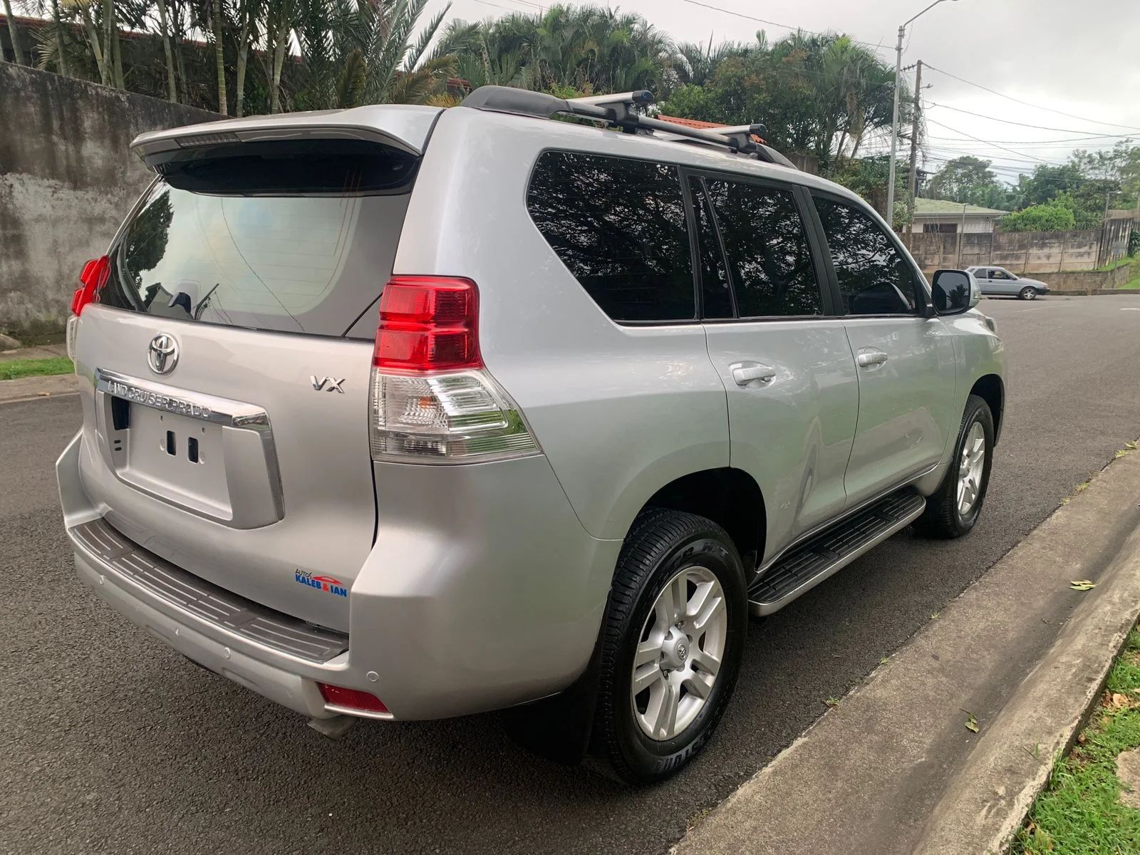 Toyota Prado VX - Image 4