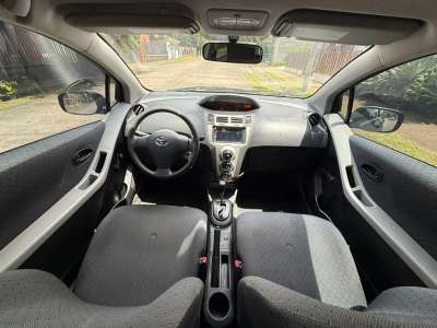 Toyota Yaris - Image 4