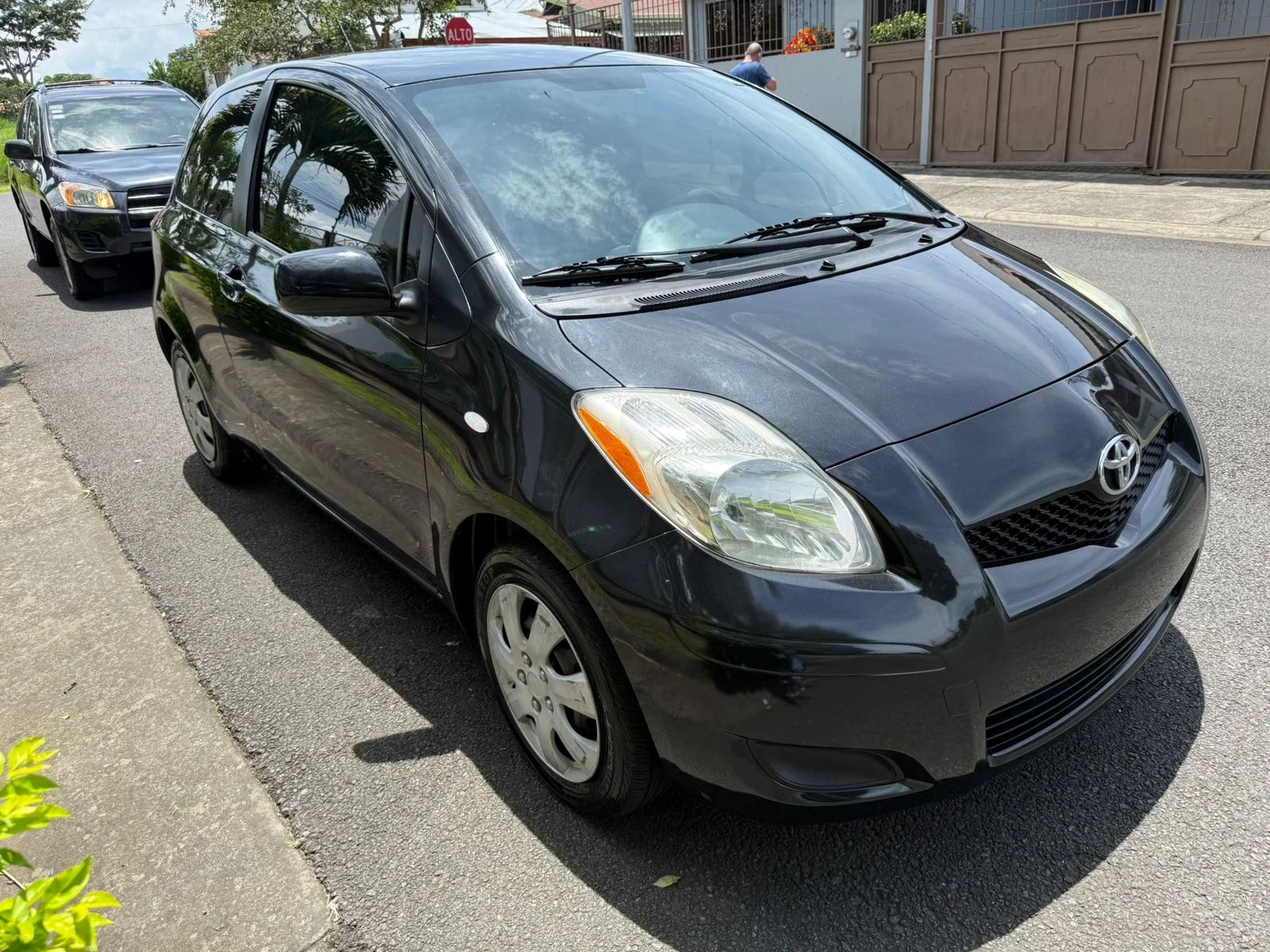 Toyota Yaris - Image 1