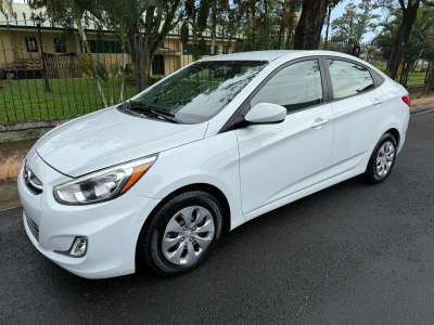 Hyundai Accent - Image 1