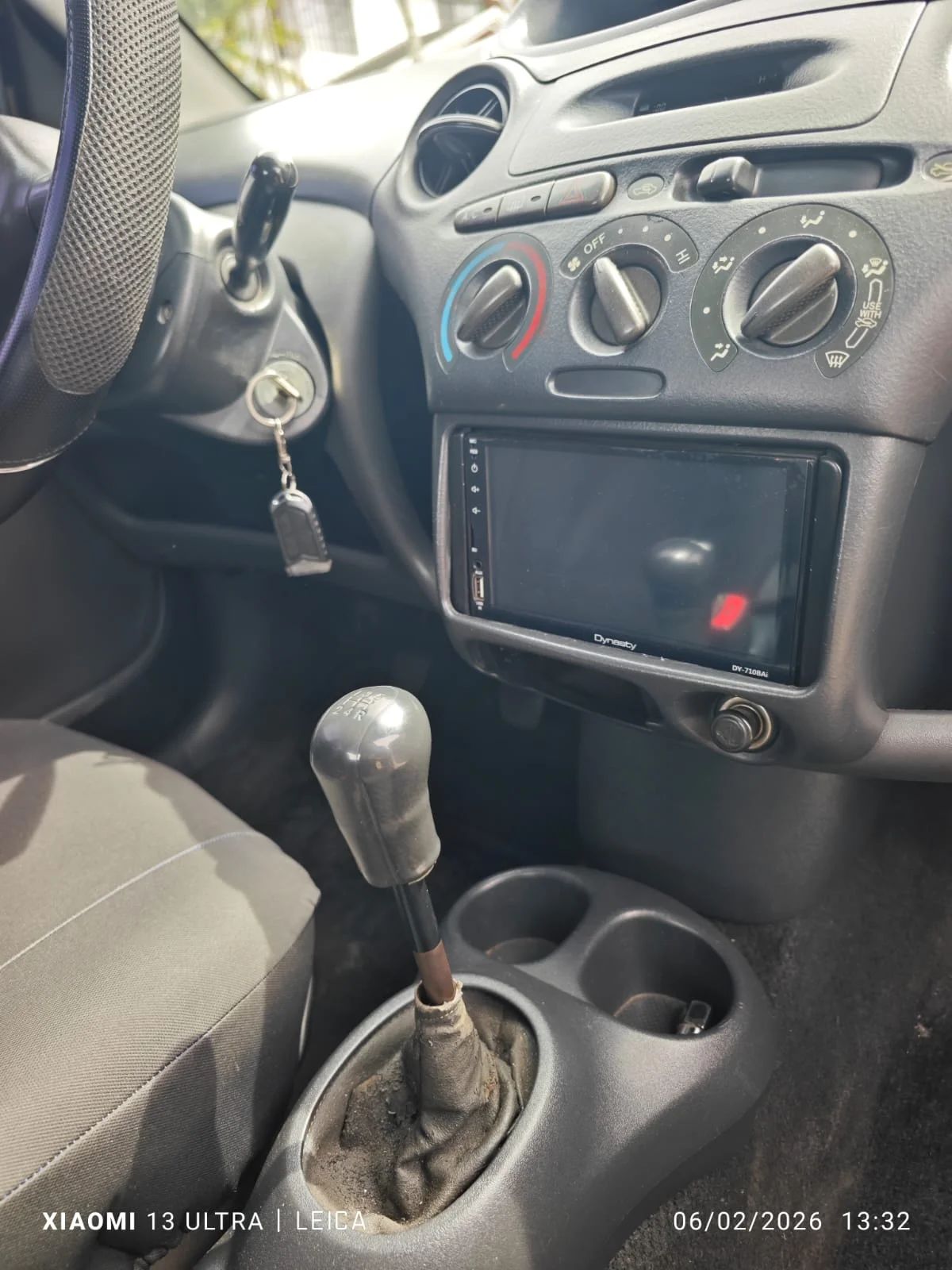 Toyota Yaris - Image 8