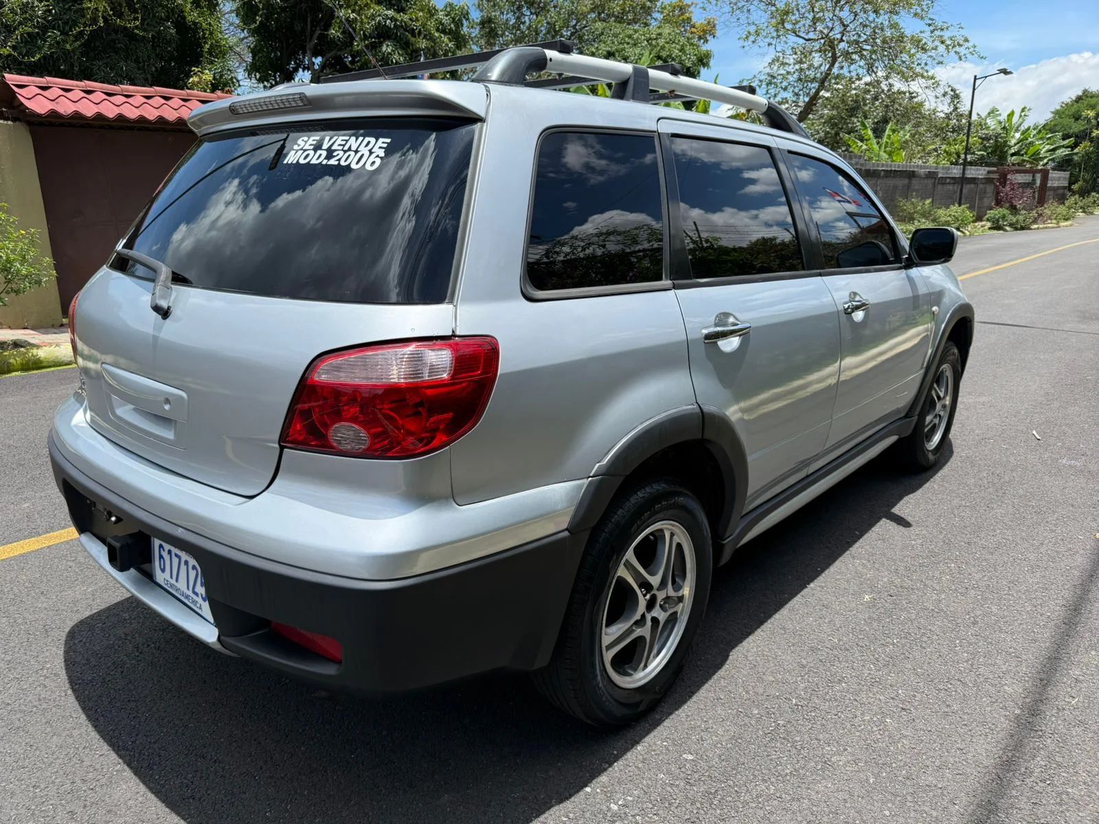 Mitsubishi Outlander - Image 5